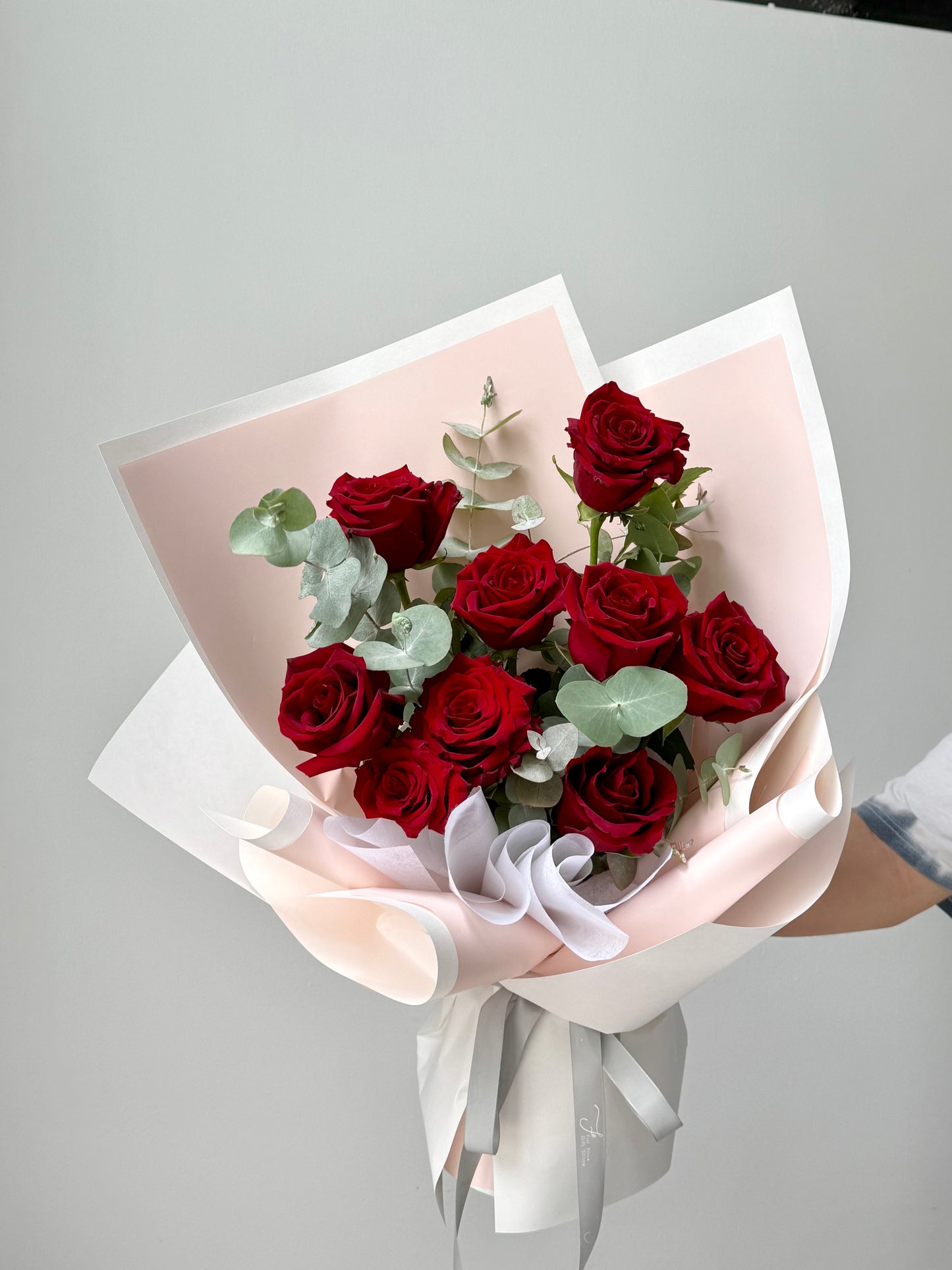 Classic Rose Bouquet(Different Sizes & Colours Available)