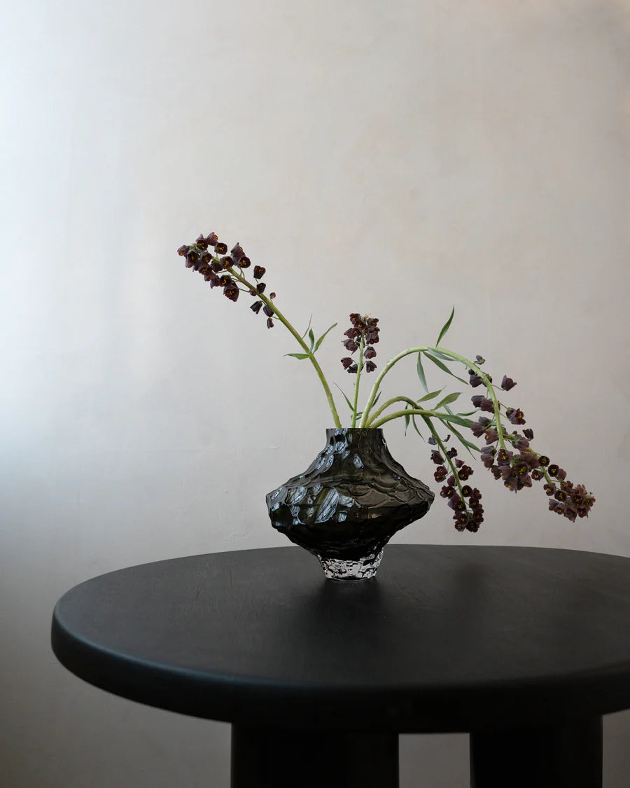 Luxury Japanese-Style Canyon Vase - Smoke