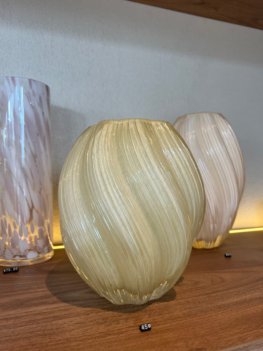 Light Cream Yellow Oval Spiral Vase - Short